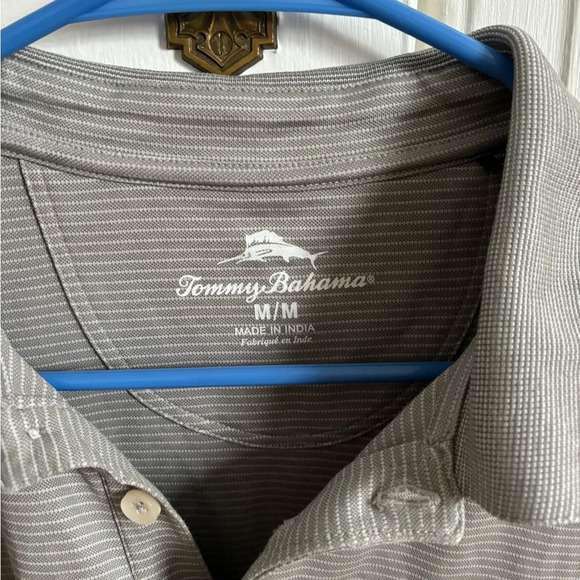 TOMMY BAHAMA, MEN'S SIZE M, HARBOR MIST GREY STRIPED Golf, Collared POLO - Picture 3 of 3